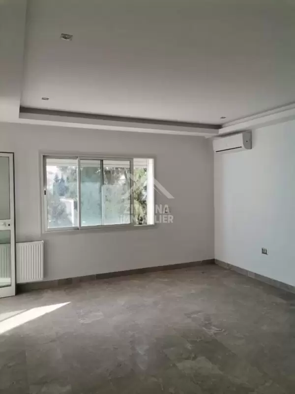 Appartement S+1 à La Soukra