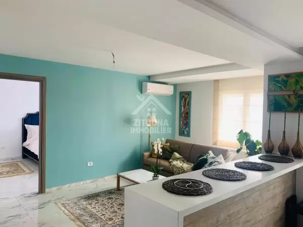 un coquet appartement s+1 fraîchement meublé à cité Essalama
