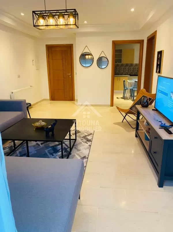 A louer un coquet appartement S+3 richement meublé à cité ghazela Ariana
