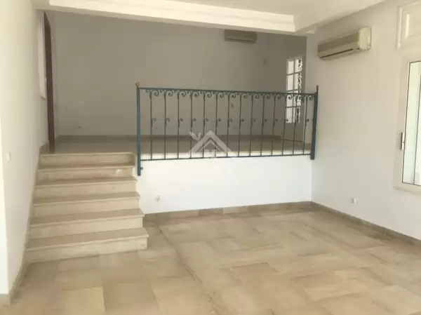 À louer une villa avec piscine à Gammarth Supérieur