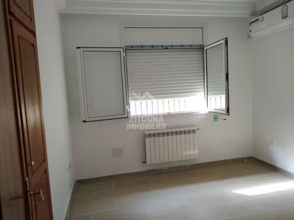 A louer un rez-de-chaussée de villa avec entrée indépendante à Carthage