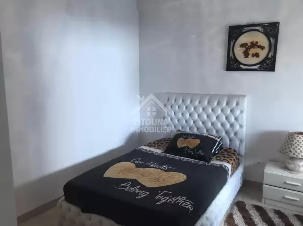A louer un bel appartement S+2 à cite el khalil La Marsa