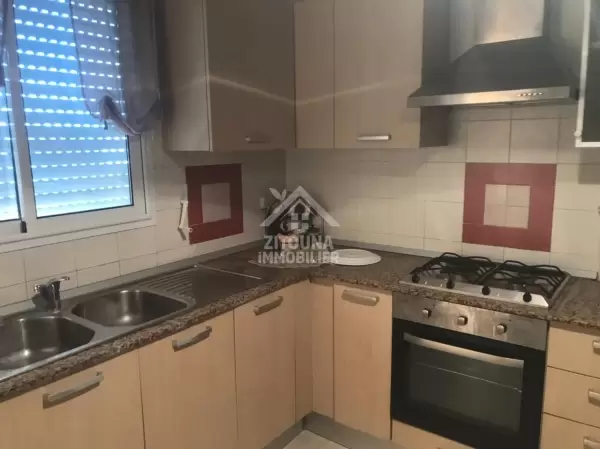 A louer un bel appartement S+2 à cite el khalil La Marsa