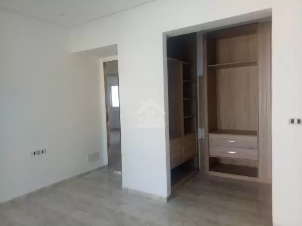 A louer un bel étage de villa à La Marsa Stade