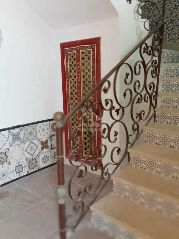 A louer un bel Appartement s+2 meublé avec vue sur mer à La Marsa Corniche