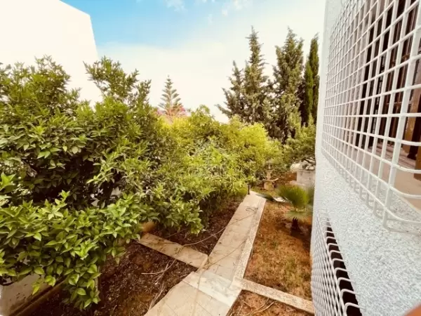 A louer une belle villa à EL menzeh 9