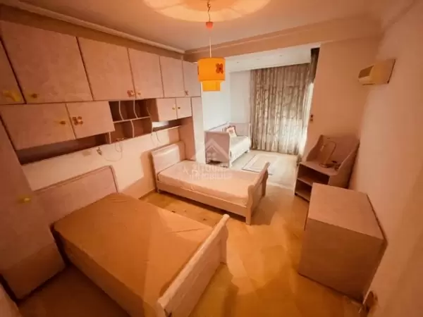 A louer Un bel Appartement spacieux S+3 Lac1