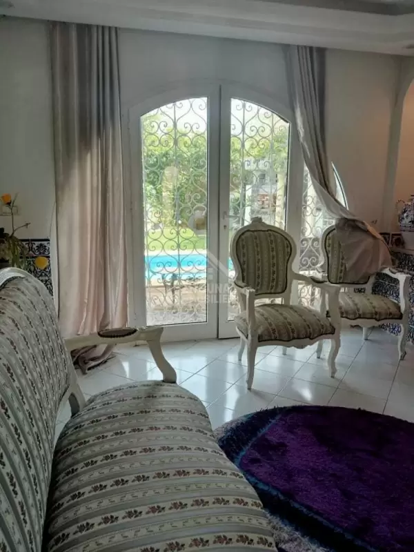 A louer un beau duplex au Golden Tulip