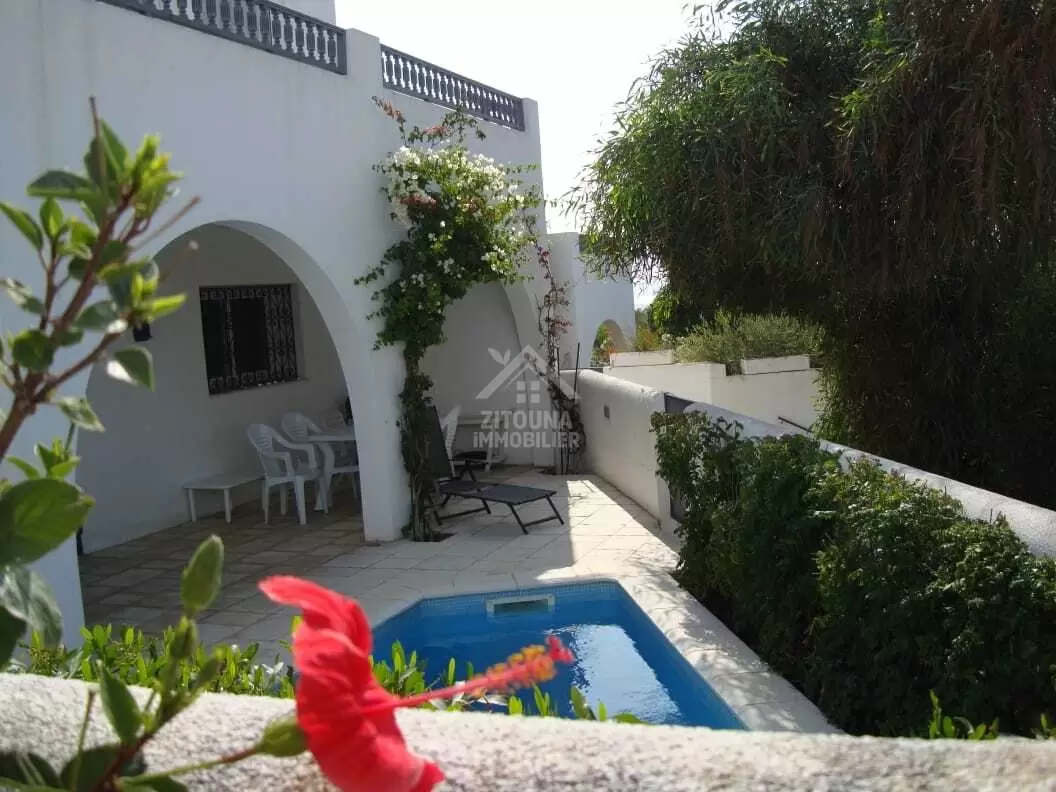 À louer : Duplex prestigieux à la résidence Golden Tulipe