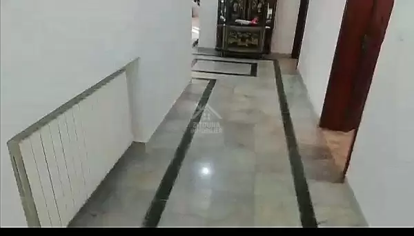 A Vendre une villa prestigieuse à Bizerte