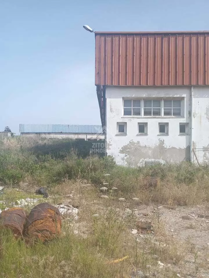 vente local à demolir à la zone industrielle de manzel jemil bizerte