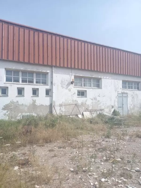 vente local à demolir à la zone industrielle de manzel jemil bizerte