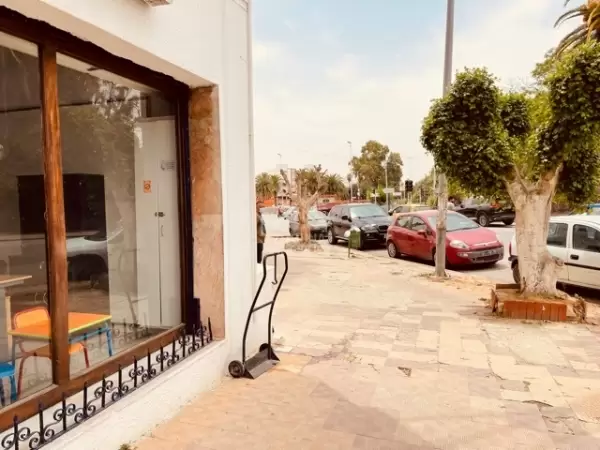 A vendre un local commercial à Bardo