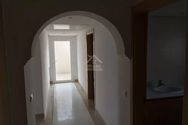 A louer une belle villa à Gammarth Marina