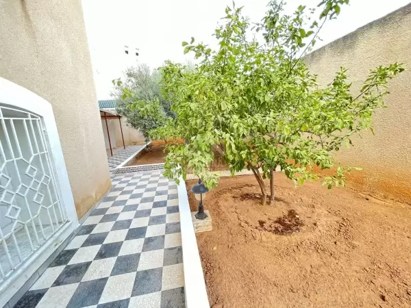 A Vendre une Villa à boumhel