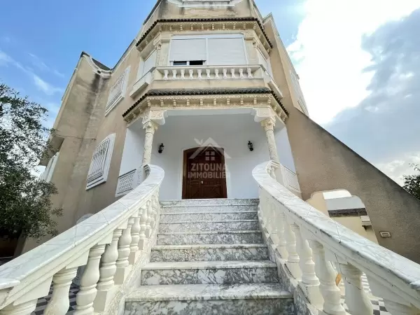 A Vendre une Villa à boumhel