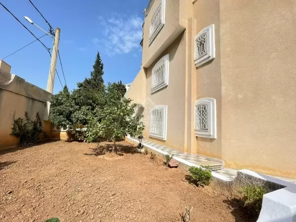 A Vendre une Villa à boumhel