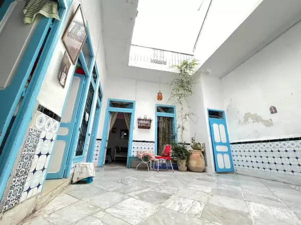 A Vendre une maison du style arabesque à Souk El Asr Tunis