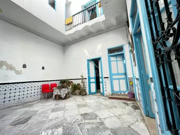 A Vendre une maison du style arabesque à Souk El Asr Tunis