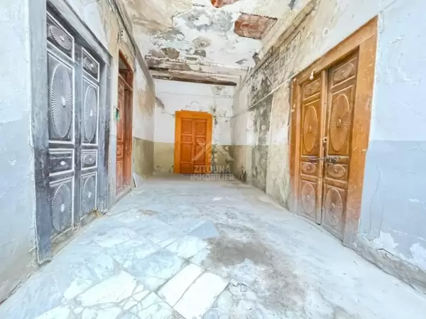 Vente d'un Riadh à Tunis