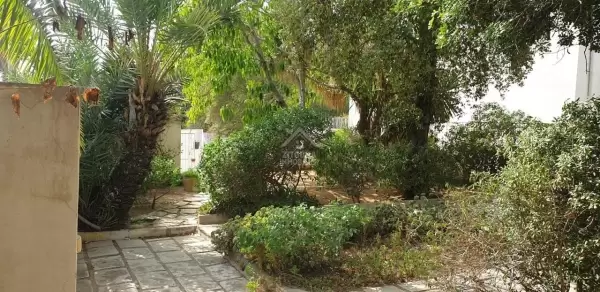 Une Villa à vendre à El manzah 1