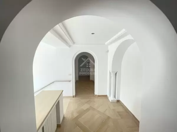 Villa à louer à Gammarth