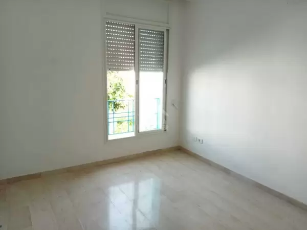 Un beau S+1 à louer à la Marsa
