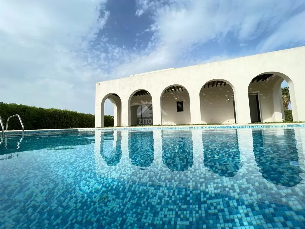 Belle Villa à louer au Golf de Gammarth