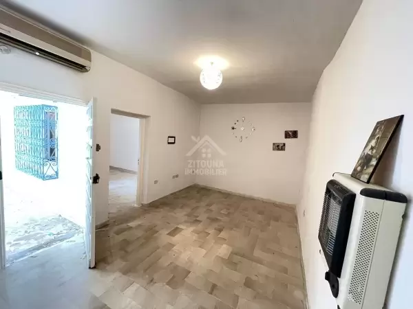 Un appartement S+1 à louer à Amilcar