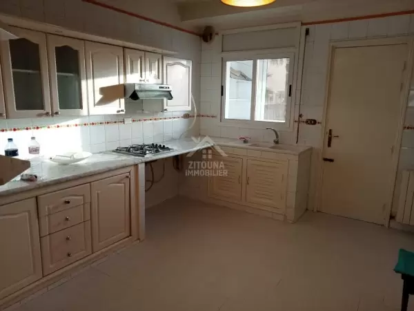 A louer un appartement à la Marsa