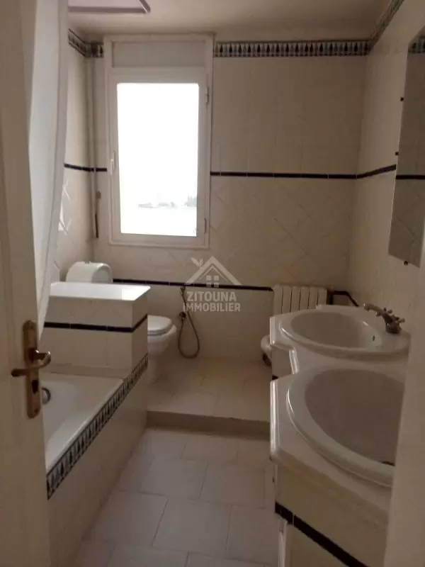 A louer un appartement à la Marsa