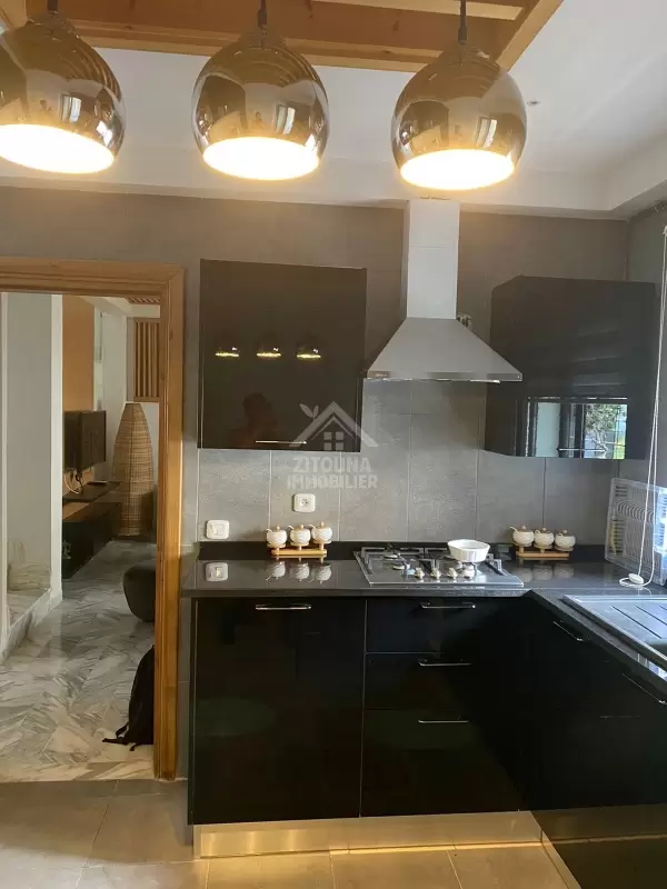 Un beau duplex à louer à Marsa corniche