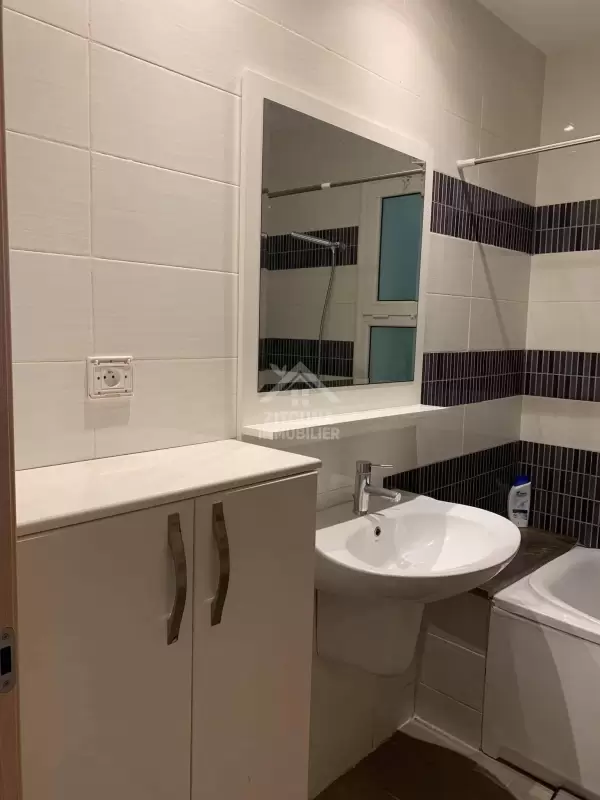 A louer un bel appartement S3 meublé à L'aouina