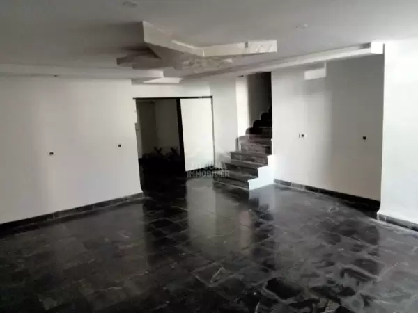 Un local commercial à la Marsa