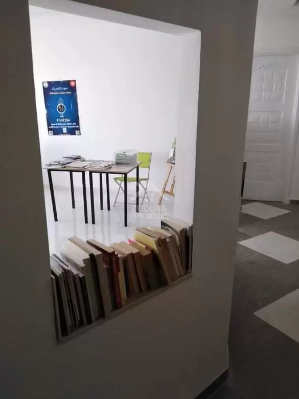 A louer un immeuble de très haut standing pour un usage bureautique ou commercial à Mutuelle ville