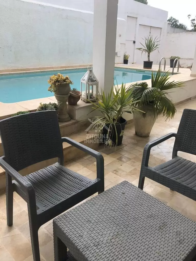 Un beau Rez de chaussée de villa à louer à Gammarth supérieur
