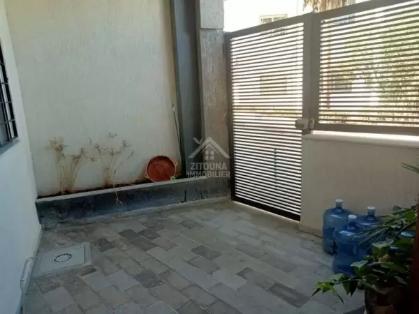 Un appartement S+2 à louer à La marsa corniche