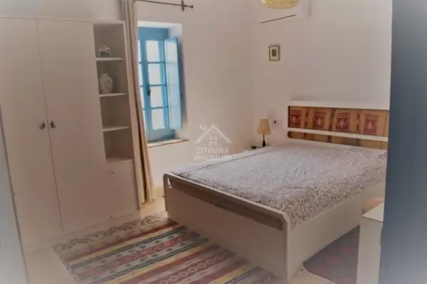 Un étage de villa de charme à louer à Gammarth