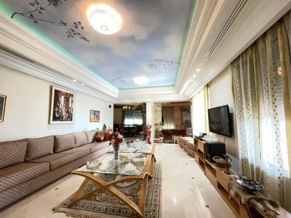 Une villa de style Hacienda à vendre à Borj youssef