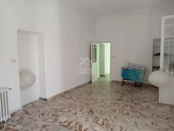 A louer une villa à Tunis Proche de Place Pasteur