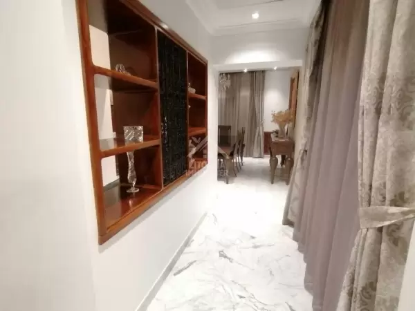 Villa de maitre à vendre à Ennasser 2