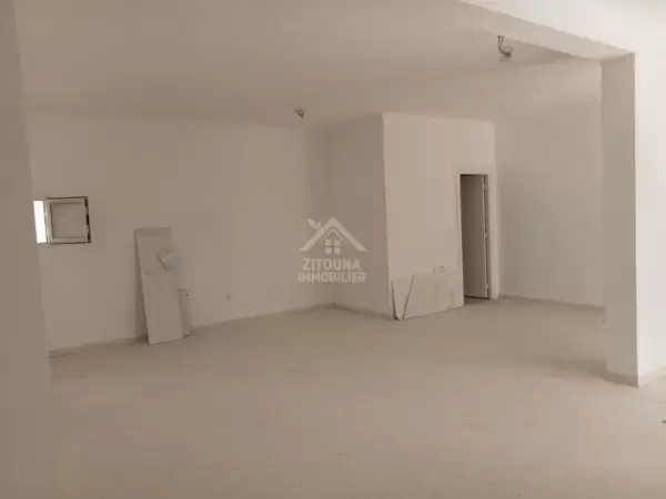 A louer un Local de 55 m² à La Marsa Plage