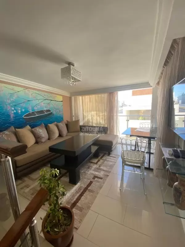 Un beau duplex à louer à Marsa corniche
