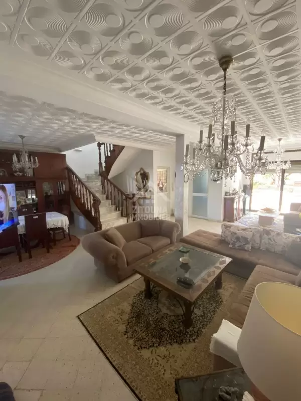 Une belle villa à vendre à La Marsa