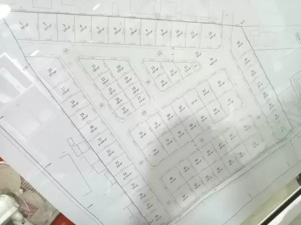 a vendre Terrain à sidi saleh Chotrana dans un lotissement