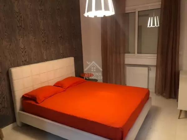 A louer un appartement richement meublé au Lac 2