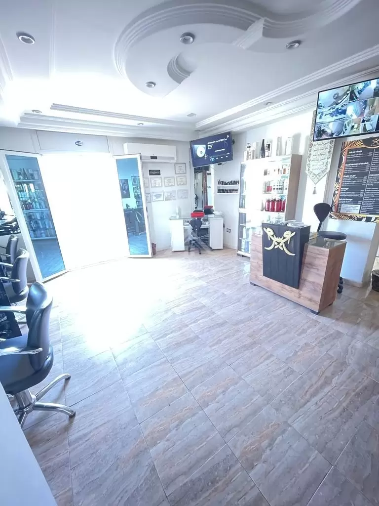 Un fond de commerce d'un centre d'ésthétique à vendre à Ezzahrouni