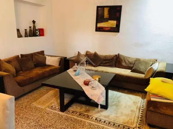 A louer un rez de chaussée de villa à cité les pins
