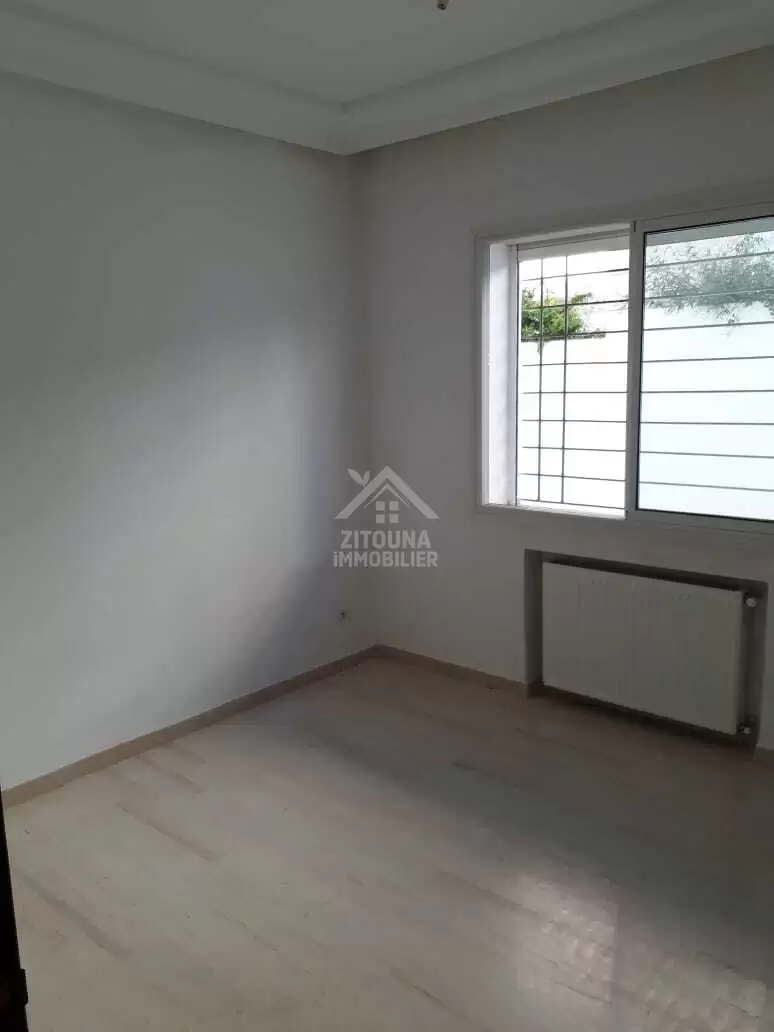Un appartement S+1 à louer à l'Aouina