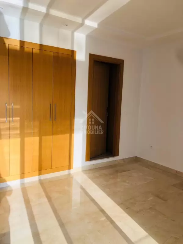 Une villa à vendre à gammarth